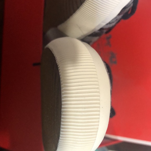 Coach Kalyn Sneakers - Picture 8 of 8